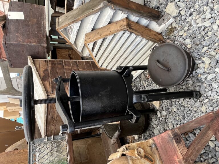 Two Day Lapp Auction